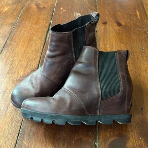 SOREL Women’s Joan of Arctic Wedge II Chelsea Cattail